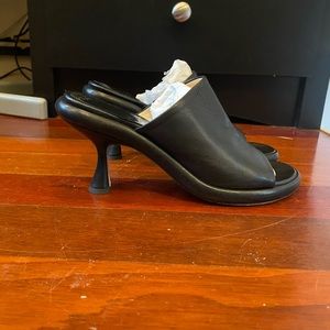 Black Leather Wandler June Mule